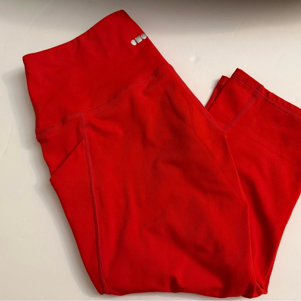 Ododos Capri Leggings